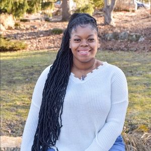 Meet your Posher, Arielle